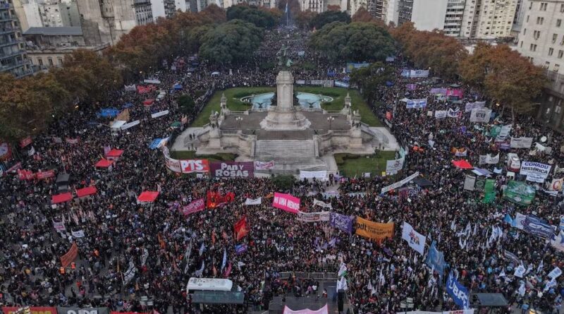 Vivas nos matan y muertas nos siguen juzgando: La lealtad corporativa del patriarcado